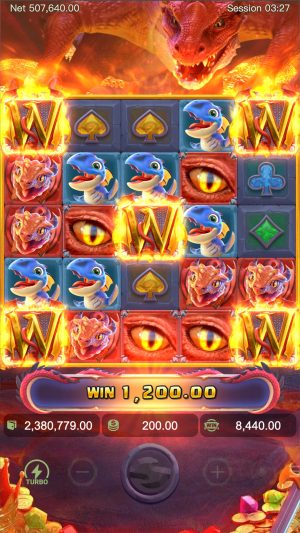 dragon-hatch2_dragon-queen-feature2_en